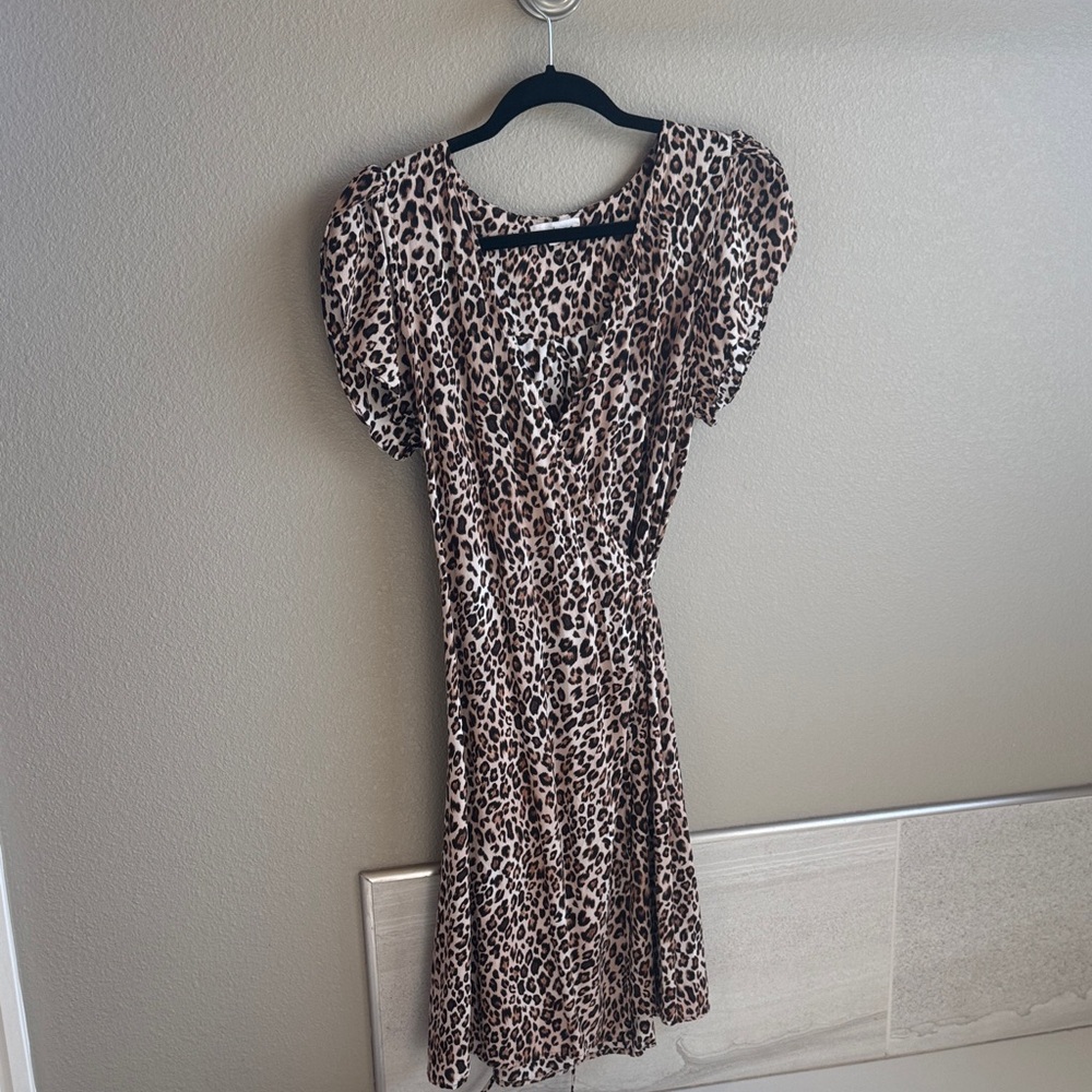 Velvet by Graham and Spencer Leopard Print Puff Sleeve Wrap Dress